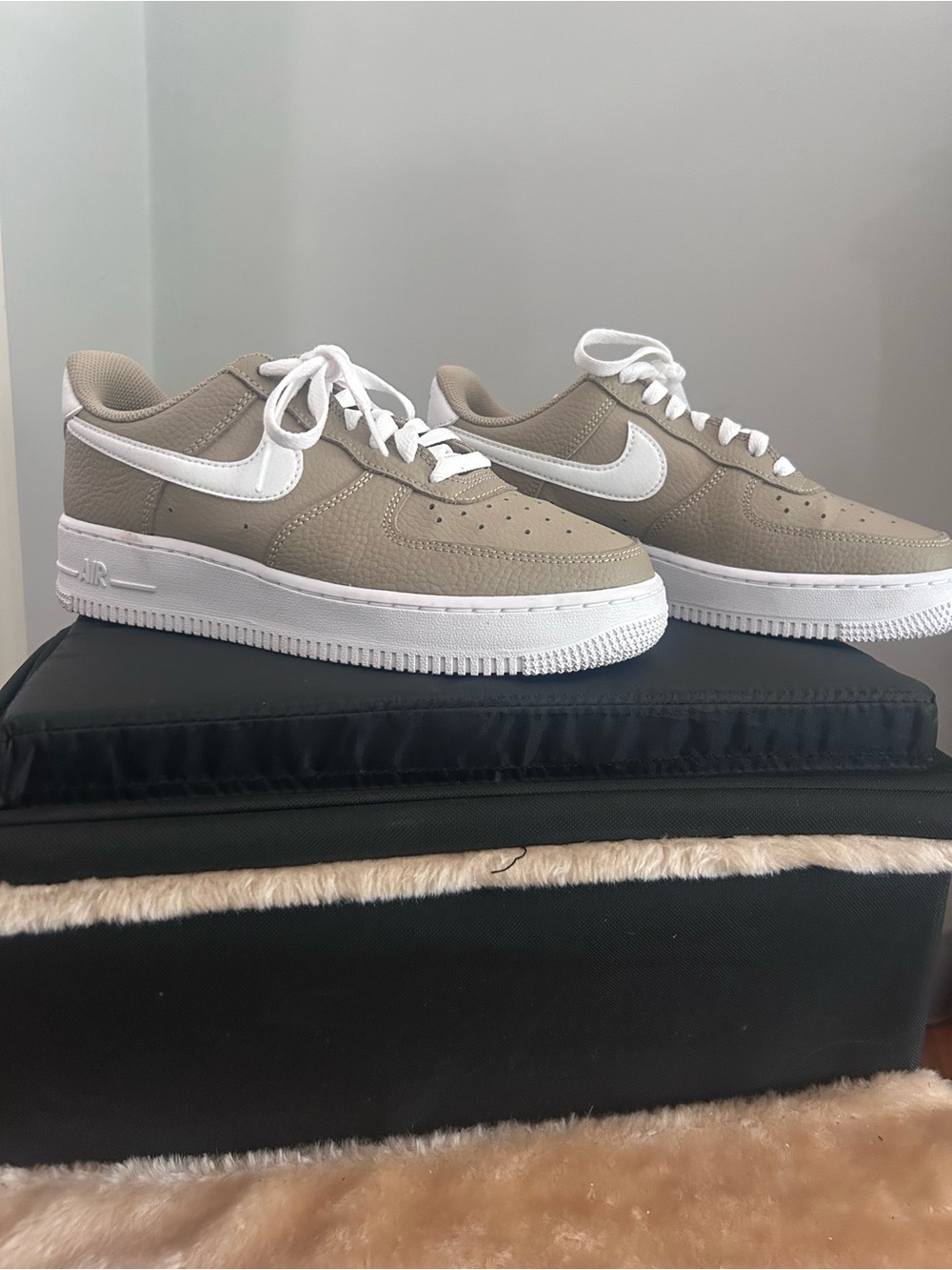 Nike Air Force 1 Low 'Caramel' - Picture 3 of 5